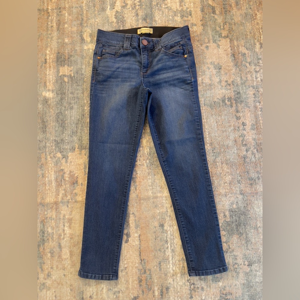 Democracy "Ab Technology" Jeans. Size 6